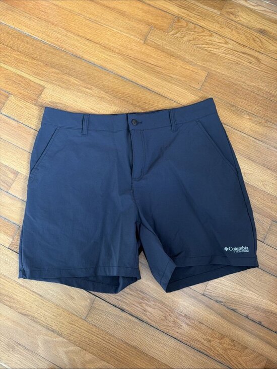 Columbia Pants - Columbia Summit Valley Shorts II Titanium Women's Black Stretch Pockets 14(P3)